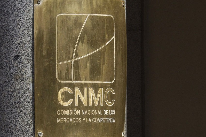 Informes requeridos por la CNMC a operadores de telecomunicaciones